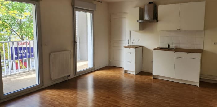 Image 1 sur 7 - Appartement  ·  Location · Joue Les Tours (37300) · 2 pièces · 46m²
