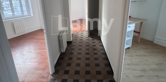 Image 2 sur 5 - Appartement  ·  Location · Lyon (69003) · 2 pièces · 52m²