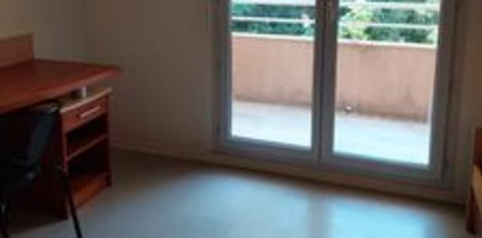 Image 4 sur 14 - Appartement  ·  Location · Digne Les Bains (04000) · 1 pièce · 21m²