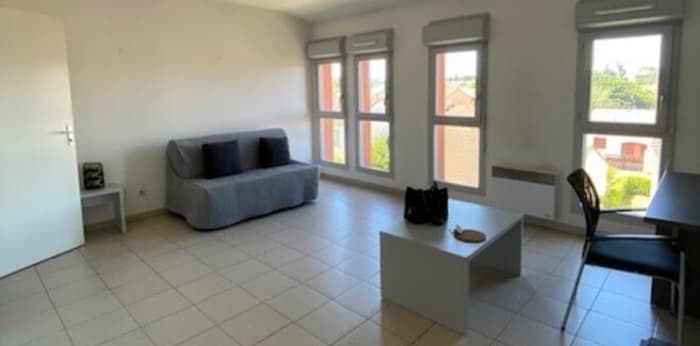 Image 2 sur 8 - Appartement  ·  Location · Pessac (33600) · 1 pièce · 32m²