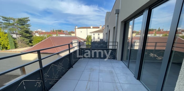 Image 5 sur 9 - Appartement  ·  Location · Bourg En Bresse (01000) · 2 pièces · 51m²