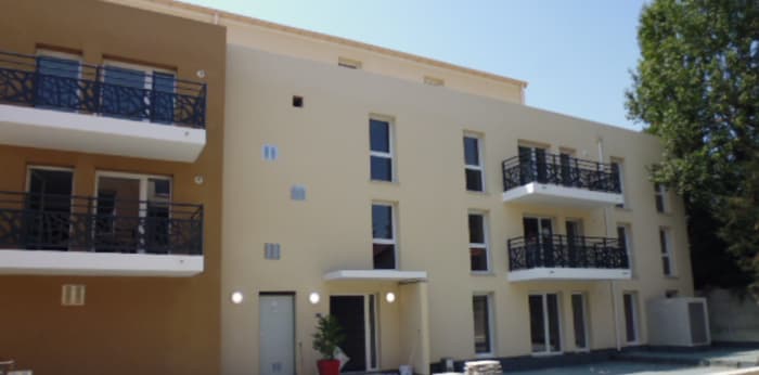 Image 1 sur 3 - Appartement  ·  Location · Brie Comte Robert (77170) · 2 pièces · 46m²