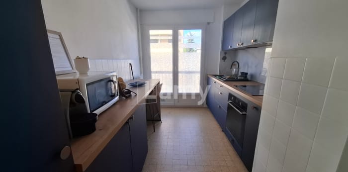 Image 4 sur 9 - Appartement  ·  Location · Marseille (13004) · 2 pièces · 53m²