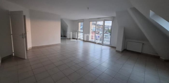 Image 15 sur 15 - Appartement  ·  Location · Sierentz (68510) · 5 pièces · 110m²