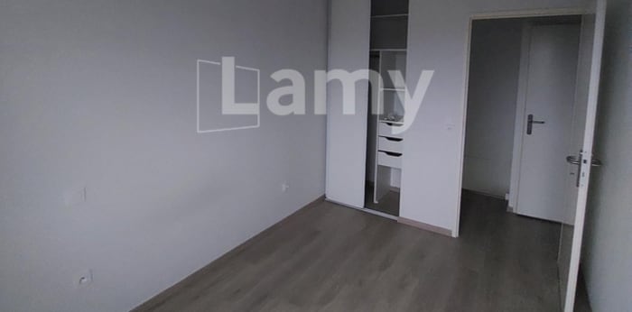 Image 7 sur 9 - Maison/villa  ·  Location · Eysines (33320) · 3 pièces · 61m²