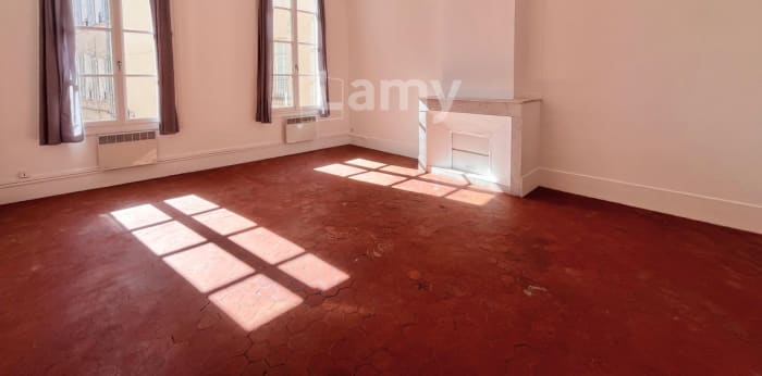 Image 1 sur 12 - Appartement  ·  Location · Aix En Provence (13100) · 1 pièce · 31m²