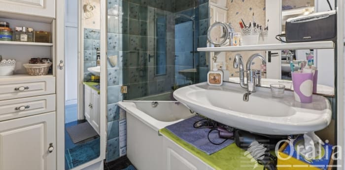 Image 7 sur 10 - Appartement  ·  Vente · Oullins Pierre Benite (69600) · 4 pièces · 66m²