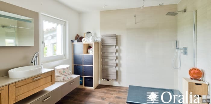 Image 10 sur 14 - Maison/villa  ·  Vente · Grezieu La Varenne (69290) · 12 pièces · 325m²