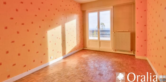 Image 13 sur 17 - Appartement  ·  Vente · Caluire Et Cuire (69300) · 6 pièces · 105m²