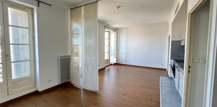 Image 7 sur 10 - Appartement  ·  Vente · Marseille (13002) · 2 pièces · 36m²