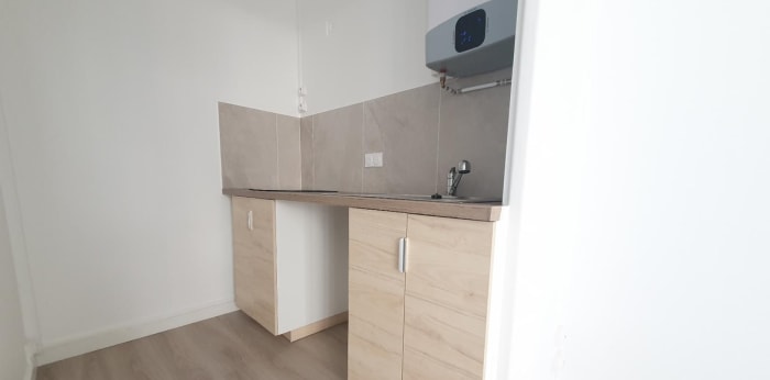 Image 4 sur 7 - Appartement  ·  Vente · Grenoble (38000) · 1 pièce · 23m²