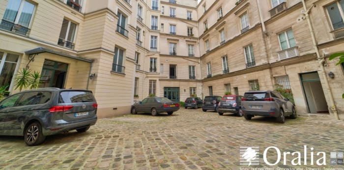 Image 15 sur 16 - Appartement  ·  Vente · Paris (75004) · 6 pièces · 128m²