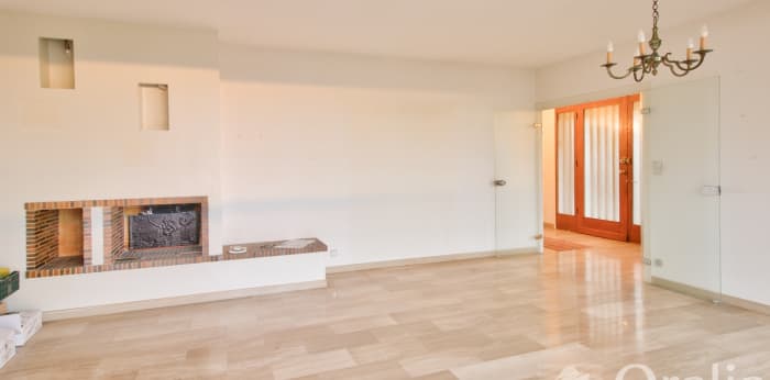 Image 1 sur 6 - Maison/villa  ·  Vente · Dijon (21000) · 4 pièces · 105m²