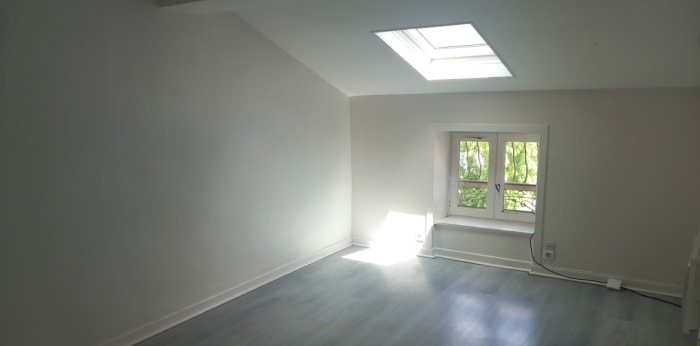 Image 2 sur 9 - Appartement  ·  Vente · Tarare (69170) · 3 pièces · 84m²