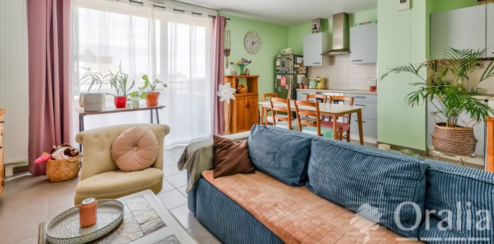 Image 2 sur 9 - Appartement  ·  Vente · St Apollinaire (21850) · 2 pièces · 45m²