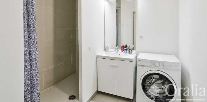 Image 6 sur 10 - Appartement  ·  Vente · Vaulx En Velin (69120) · 3 pièces · 57m²