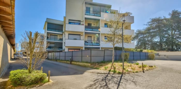 Image 1 sur 8 - Appartement  ·  Vente · Rillieux La Pape (69140) · 2 pièces · 39m²