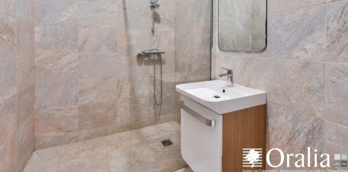 Image 6 sur 10 - Appartement  ·  Vente · Bordeaux (33000) · 3 pièces · 74m²