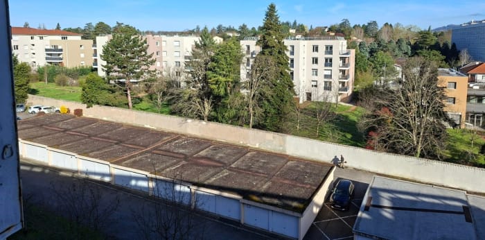 Image 9 sur 11 - Appartement  ·  Vente · Ecully (69130) · 4 pièces · 74m²