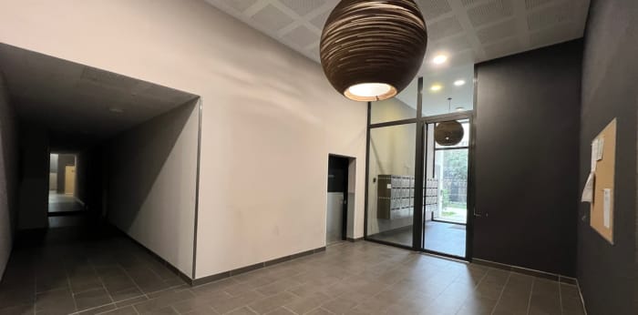 Image 2 sur 10 - Appartement  ·  Vente · Bordeaux (33300) · 1 pièce · 28m²