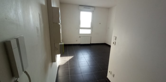 Image 2 sur 6 - Appartement  ·  Vente · Venissieux (69200) · 1 pièce · 20m²