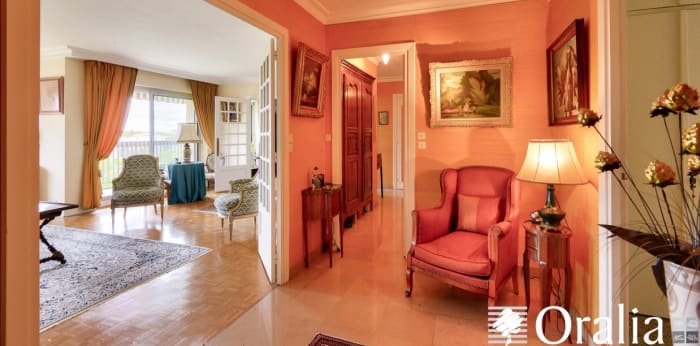 Image 4 sur 10 - Appartement  ·  Vente · Caluire Et Cuire (69300) · 4 pièces · 119m²