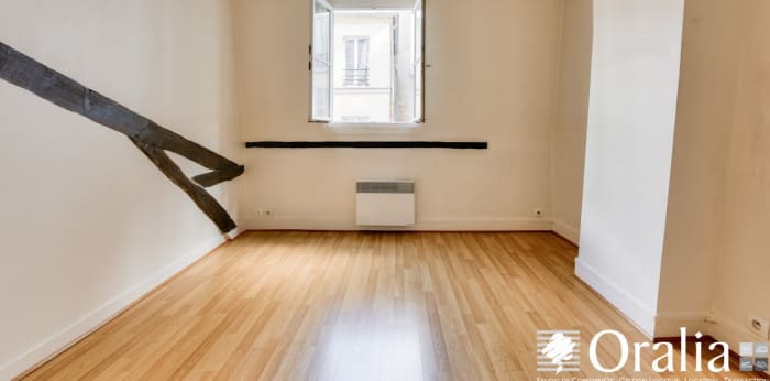 Image 8 sur 12 - Appartement  ·  Vente · Paris (75004) · 3 pièces · 45m²