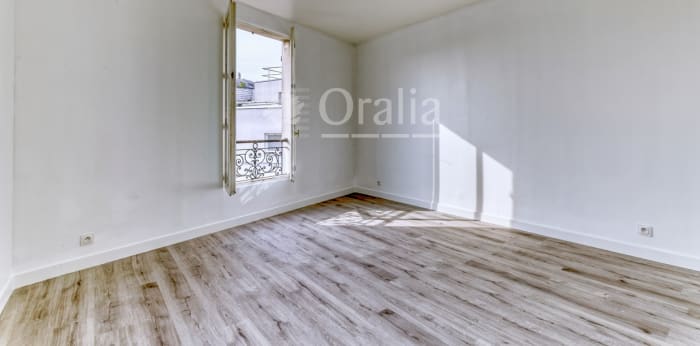 Image 6 sur 10 - Appartement  ·  Vente · Paris (75018) · 2 pièces · 37m²