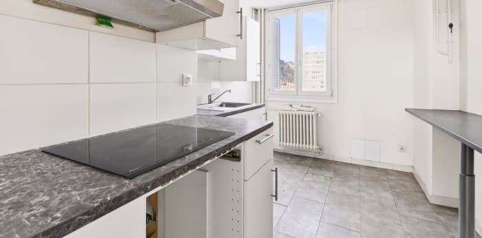 Image 8 sur 9 - Appartement  ·  Vente · La Mulatiere (69350) · 4 pièces · 76m²