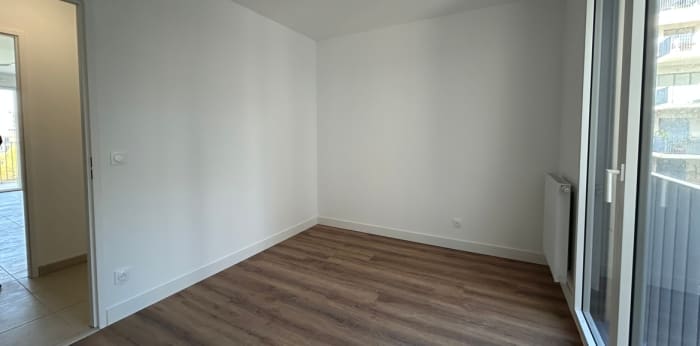 Image 5 sur 13 - Appartement  ·  Vente · Bordeaux (33800) · 5 pièces · 96m²