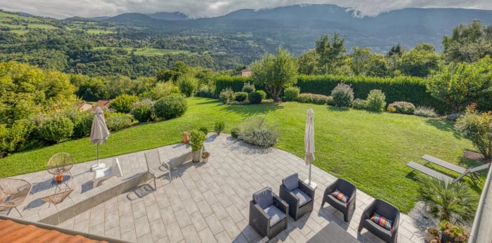 Image 15 sur 24 - Maison/villa  ·  Vente · St Martin D Uriage (38410) · 7 pièces · 210m²