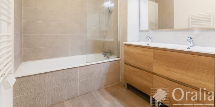 Image 8 sur 11 - Appartement  ·  Vente · Bordeaux (33800) · 4 pièces · 90m²