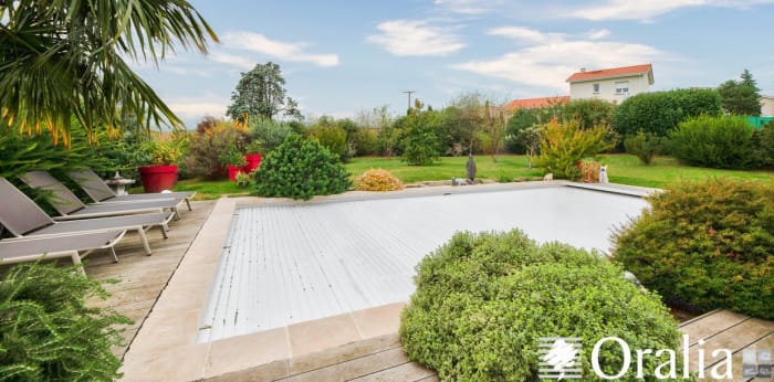 Image 13 sur 14 - Maison/villa  ·  Vente · Grezieu La Varenne (69290) · 12 pièces · 325m²