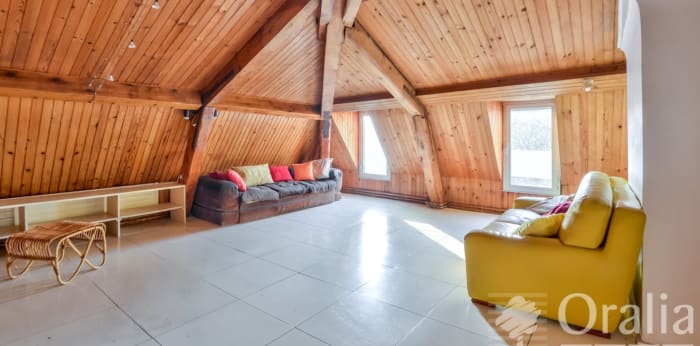 Image 2 sur 11 - Appartement  ·  Vente · Lyon (69006) · 6 pièces · 123m²