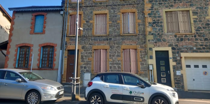 Image 6 sur 12 - Immeuble  ·  Vente · Vindry Sur Turdine (69490) · 157m²