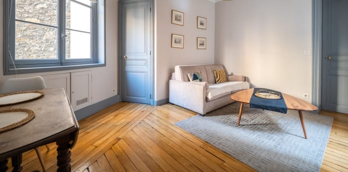 Image 2 sur 17 - Appartement  ·  Vente · Paris (75116) · 2 pièces · 37m²