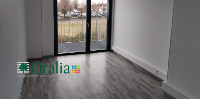 Image 4 sur 4 - Local  ·  Vente · Montanay (69250) · 3 pièces · 80m²