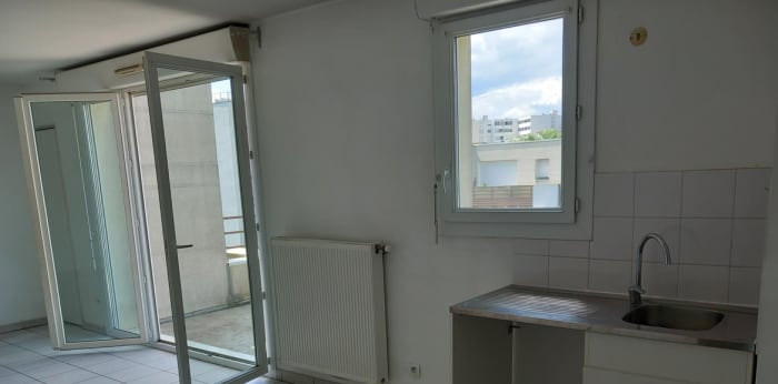 Image 6 sur 16 - Appartement  ·  Vente · Vaulx En Velin (69120) · 4 pièces · 81m²