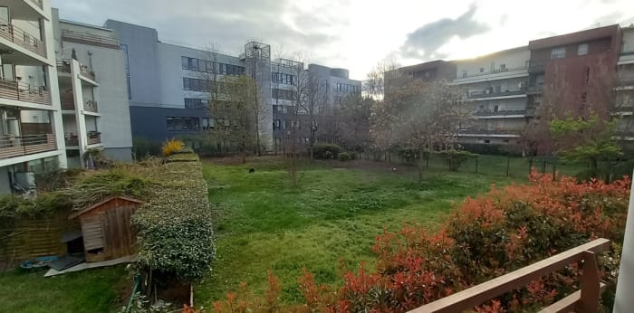 Image 3 sur 12 - Appartement  ·  Vente · Vaulx En Velin (69120) · 2 pièces · 47m²