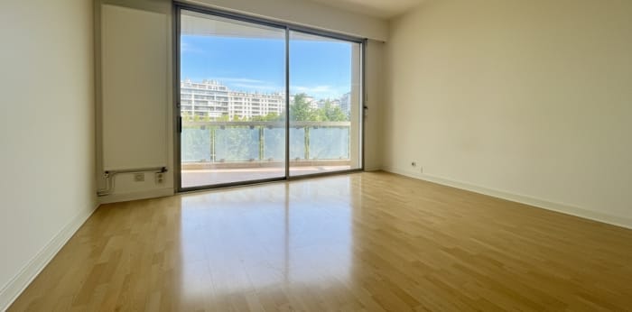 Image 7 sur 19 - Appartement  ·  Vente · Grenoble (38100) · 4 pièces · 139m²