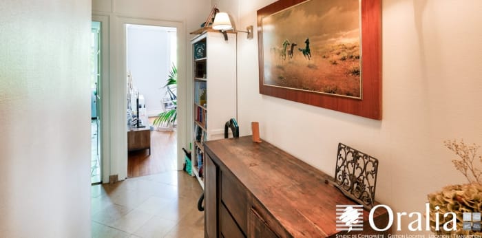Image 9 sur 11 - Appartement  ·  Vente · Lyon (69006) · 2 pièces · 75m²