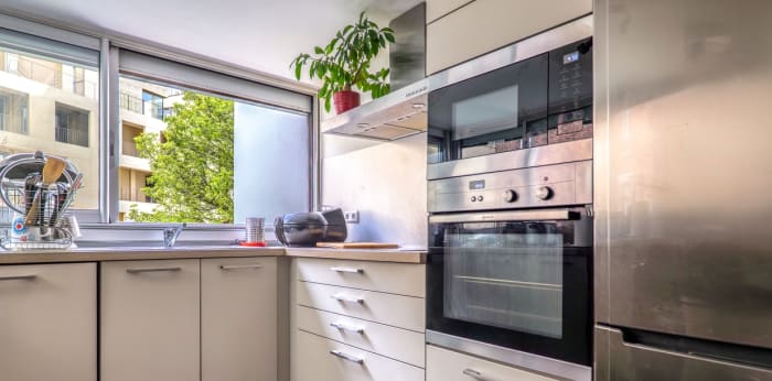 Image 2 sur 30 - Appartement  ·  Vente · Paris (75015) · 4 pièces · 78m²