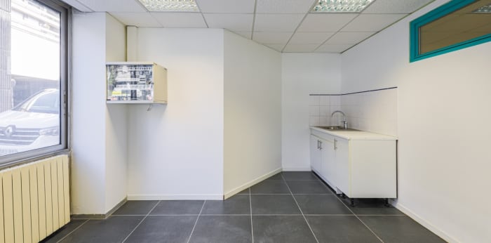 Image 5 sur 10 - Local  ·  Vente · Grenoble (38000) · 3 pièces · 53m²