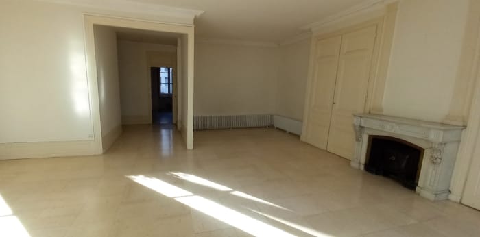 Image 5 sur 10 - Appartement  ·  Vente · Lyon (69006) · 2 pièces · 81m²