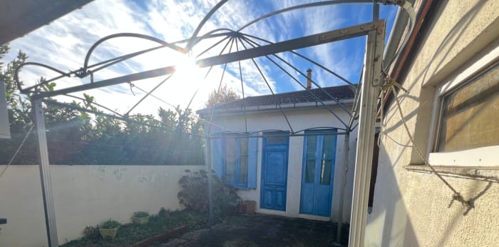 Image 6 sur 8 - Maison/villa  ·  Vente · Bordeaux (33300) · 3 pièces · 72m²