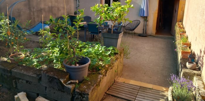 Image 3 sur 12 - Immeuble  ·  Vente · Vindry Sur Turdine (69490) · 157m²