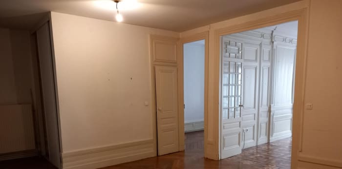 Image 6 sur 14 - Appartement  ·  Vente · Lyon (69006) · 5 pièces · 137m²