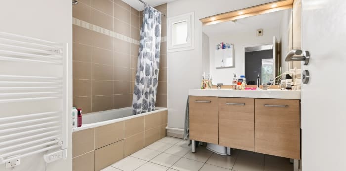 Image 9 sur 12 - Maison/villa  ·  Vente · Bruges (33520) · 4 pièces · 91m²