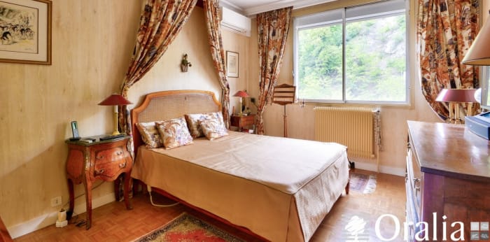 Image 8 sur 10 - Appartement  ·  Vente · Caluire Et Cuire (69300) · 4 pièces · 119m²