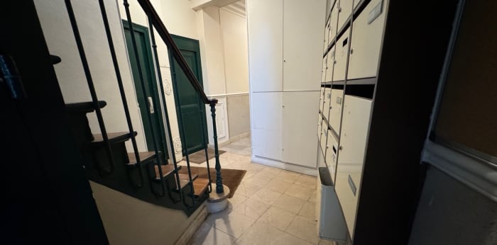 Image 2 sur 3 - Appartement  ·  Vente · Paris (75020) · 1 pièce · 16m²